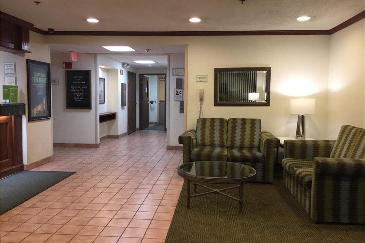 Norwood Inn & Suites Indianapolis East Post Drive Екстериор снимка